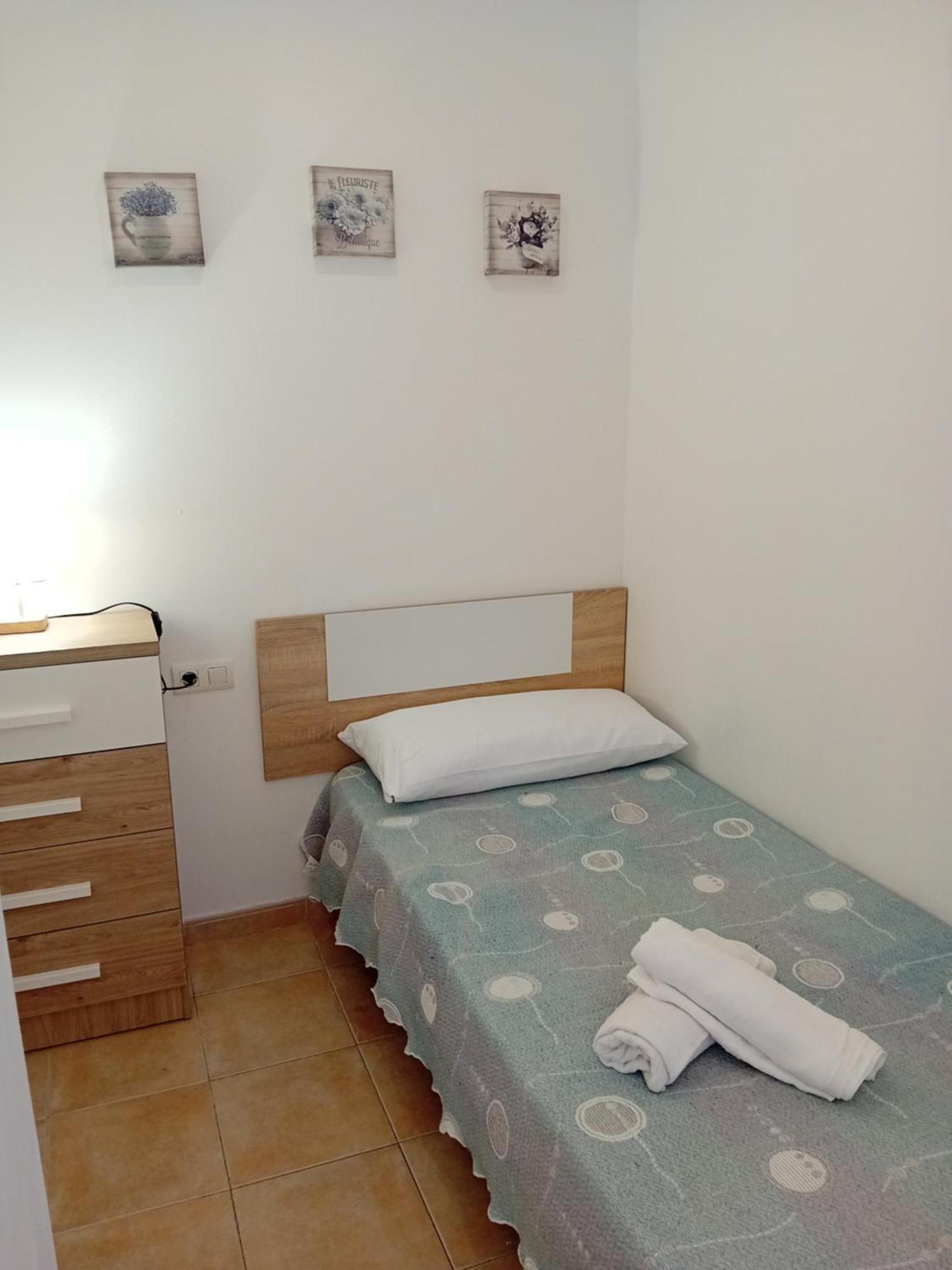 Apartamento Guijarro Playa De La Conchª オロペサ・デル・マール エクステリア 写真